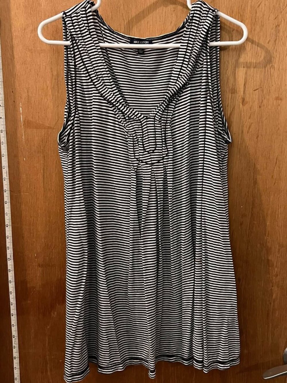Size 2X - Max Edition - Black and Cream Striped Sleeveless Knit Pullover